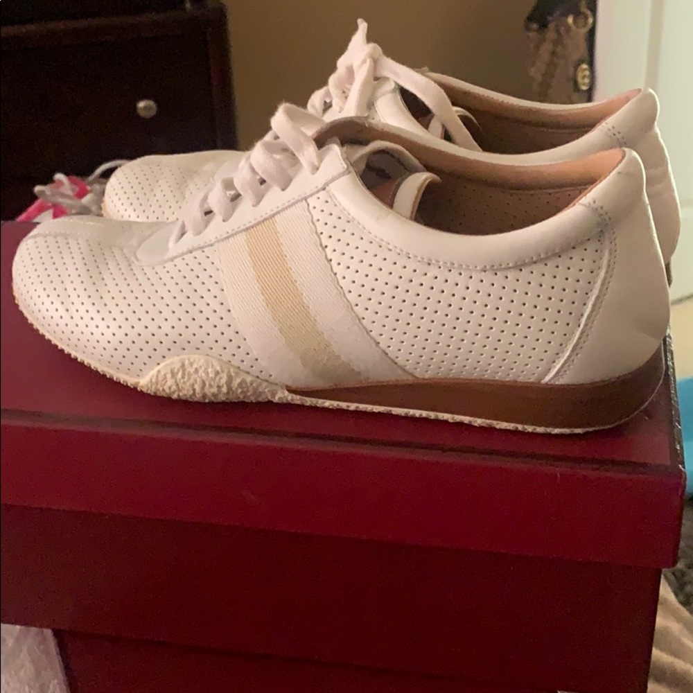 Women Bally shoe.